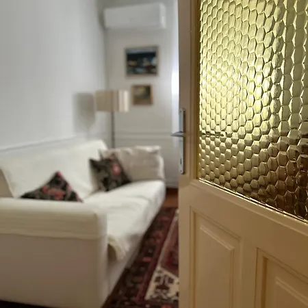 Sweet Spot Walking Distance To Diocletian's Palace *